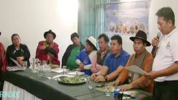 Los dirigentes de las organizaciones eran parte del directorio del extinto Fondo Indígena.