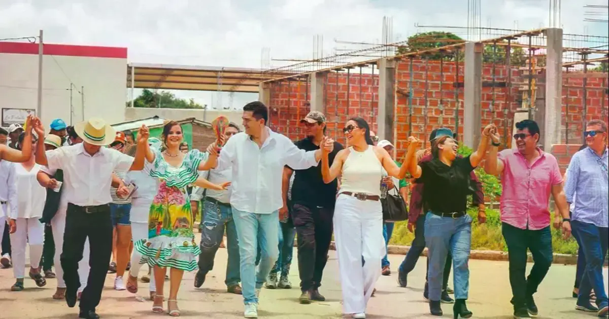 Gary Áñez, candidato de Primero Santa Cruz, durante el Día de la Tradición en Paurito.