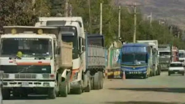 Operativo de control de combustible en La Paz.
