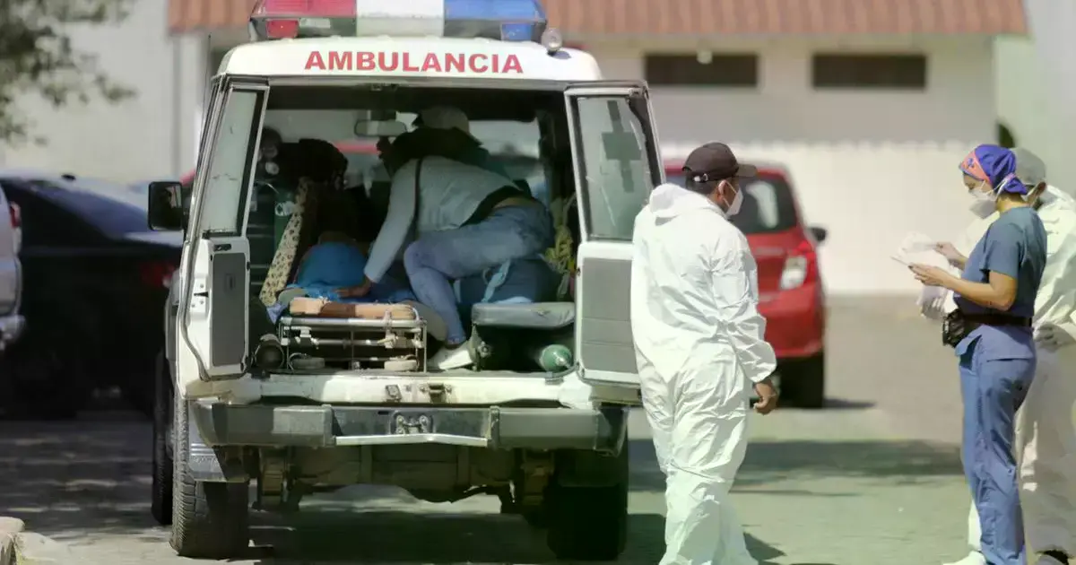 Mujer agredida. Adulta mayor golpeada con piedra.