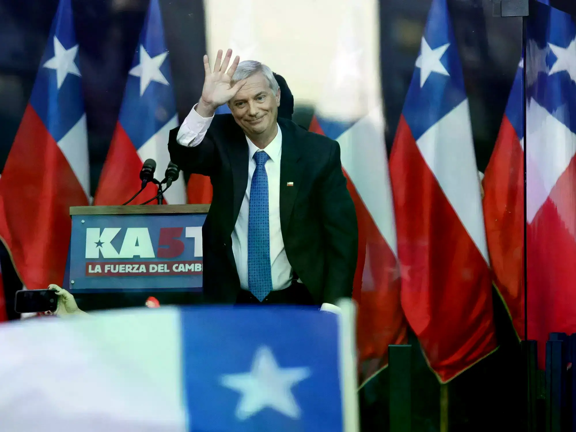 El líder de ultraderecha José Antonio Kast, favorito para ganar las elecciones presidenciales en Chile.
