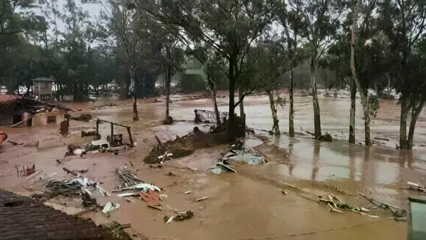 Inundación en el municipio de El Torno, Santa Cruz.