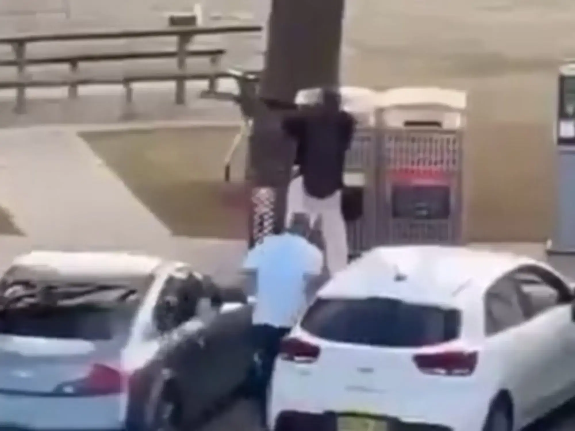 Una ambulancia en el lugar de la masacre en Sídney.