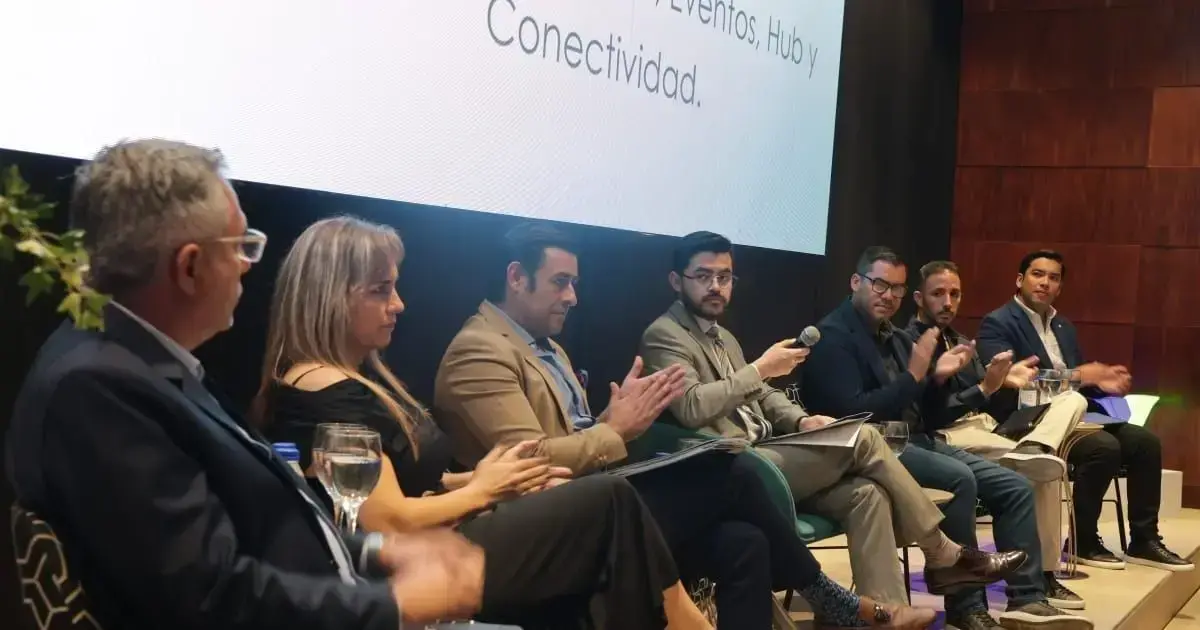 Participantes de diferentes sectores que apuestan por la exportación de los servicios con valor agregado