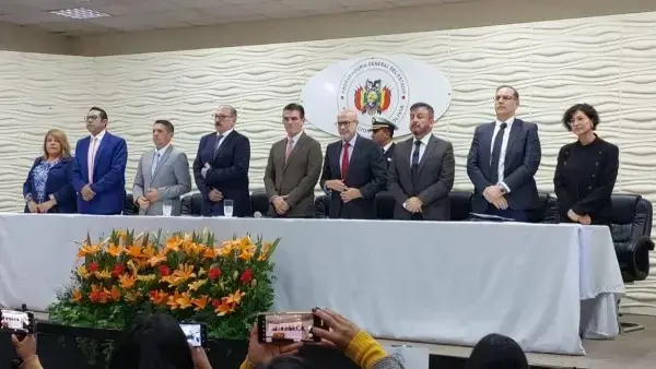 Comisión de la Verdad de los Hidrocarburos.