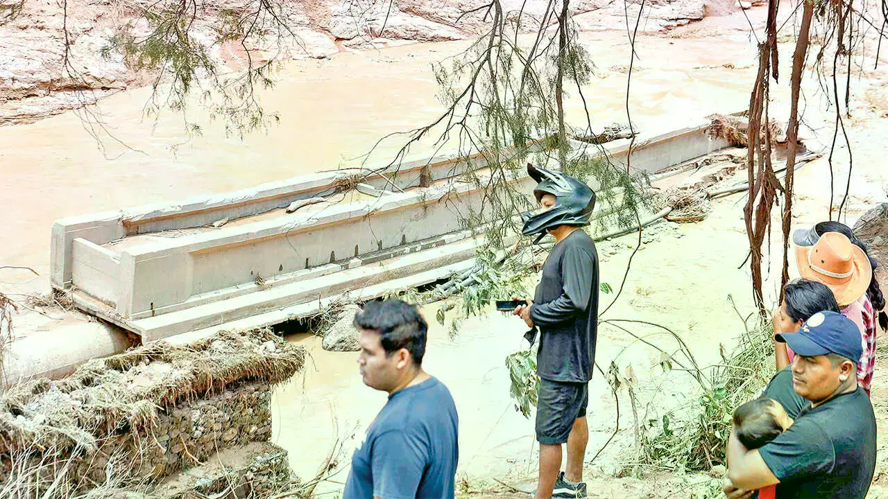 El desborde de ríos causó, además de muertes, daños en viviendas e infraestructura.