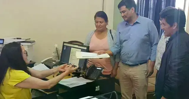 Luis Ayllón registra la alianza Gente Nueva