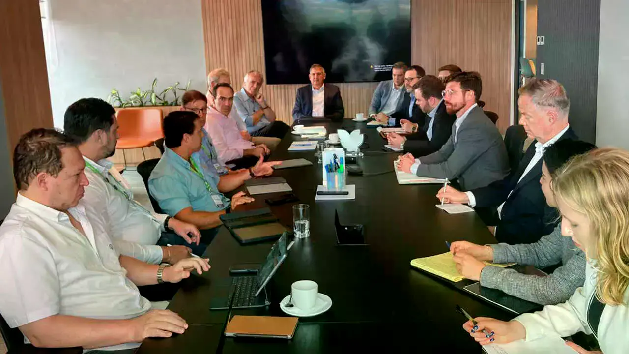 Representantes de la misión económica de EEUU en Santa Cruz.