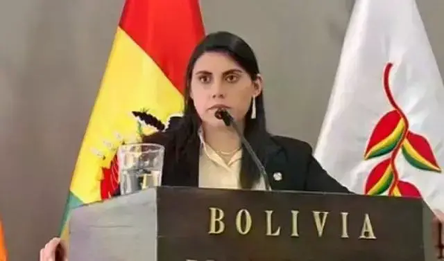 La viceministra de Autonomías, Andrea Barrientos