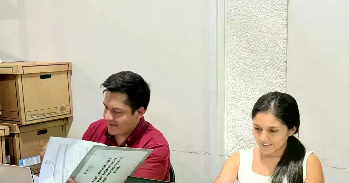 Personal del TED Santa Cruz recibió los registros de confirmación y alianzas.