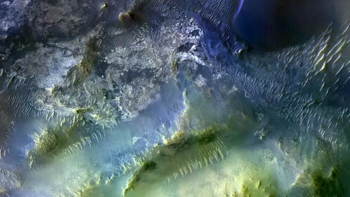 Vista de la región Syrtis Major en la imagen número 100.000 capturada por HiRISE.