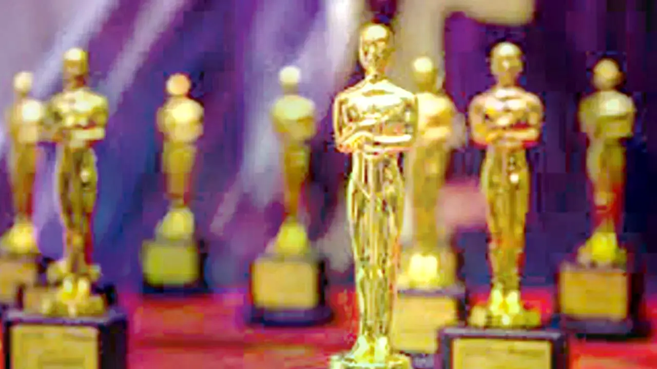 Estatuillas de los premios Oscar.