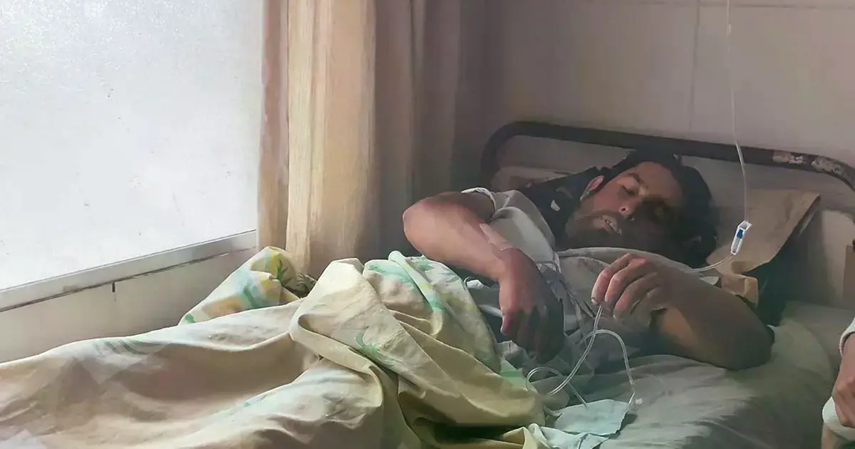 Banderines marcan las muertes en el río mientras buscan a los desaparecidos.