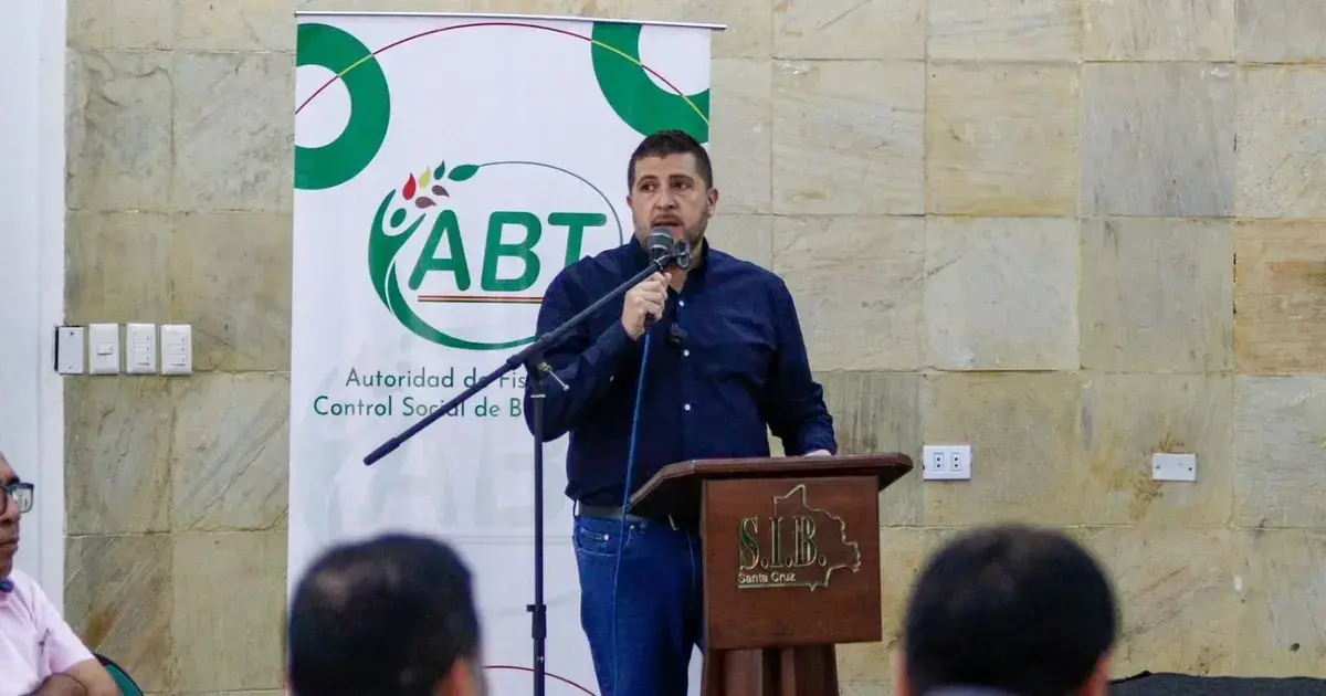 El director de la ABT expuso una revisión histórica de la regularización de desmontes legales e ilegales.