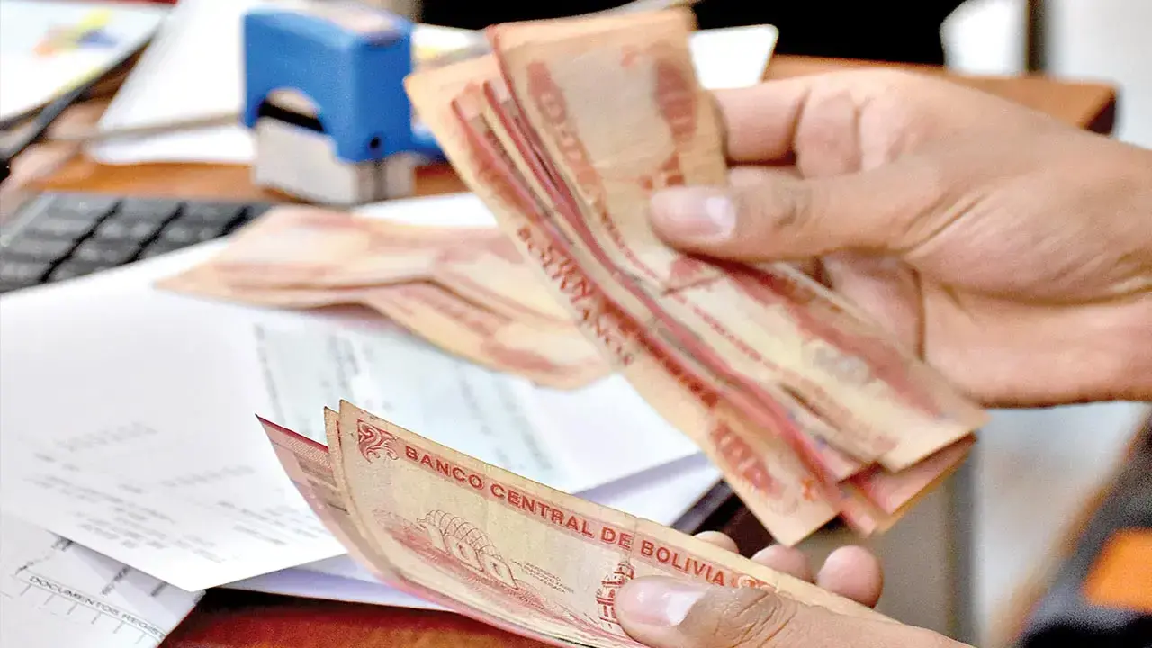 Imagen referencial de billetes bolivianos.