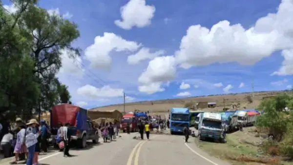 Uno de los puntos de bloqueo en Sucre.