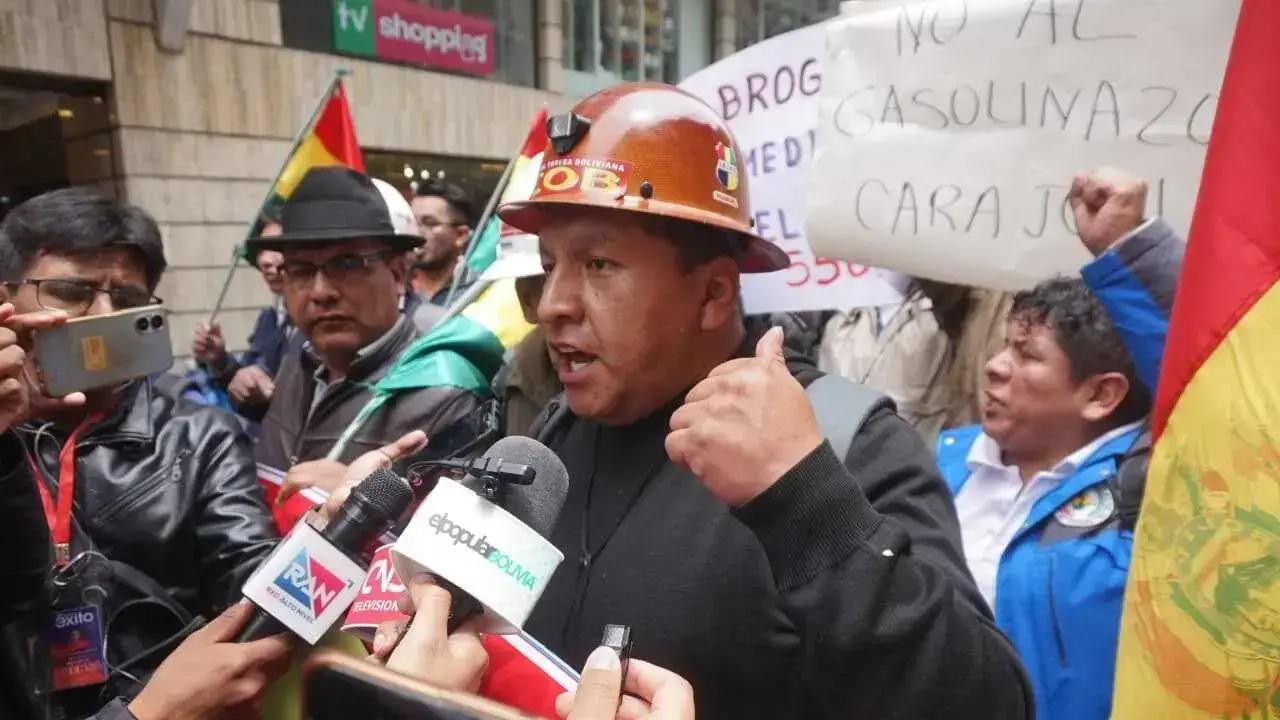 El ejecutivo de la COB, Mario Argollo.