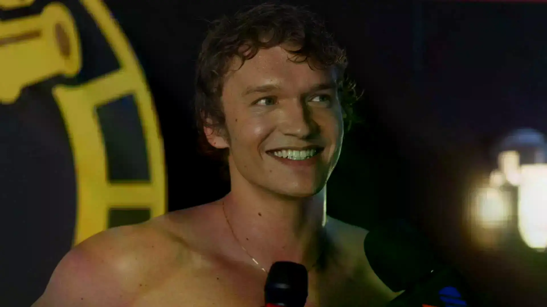 Connor Storrie en una escena de Heated Rivalry.