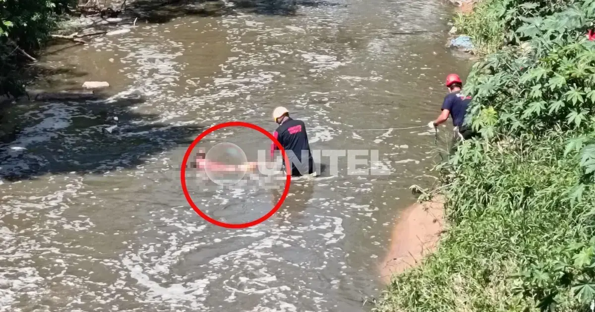 Cuerpo sin vida en un canal de drenaje