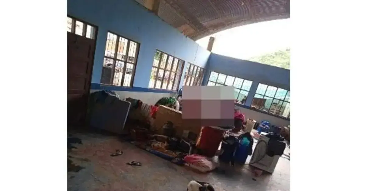 Las familias afectadas en La Rinconada viven en un tinglado