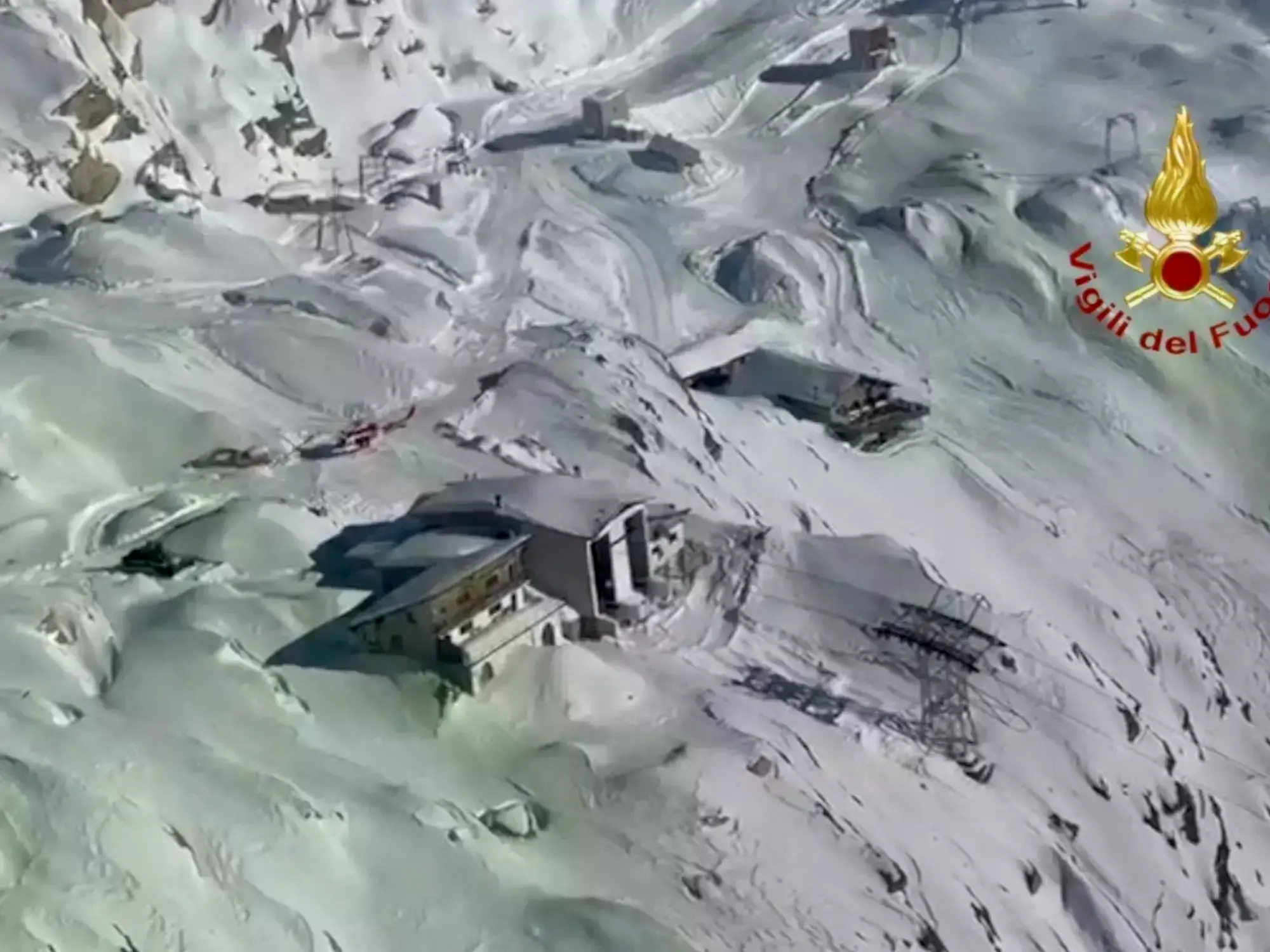 Operación de rescate en el teleférico de Macugnaga.