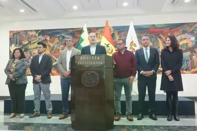 El ministro de la Presidencia, José Luis Lupo, durante la conferencia de prensa.