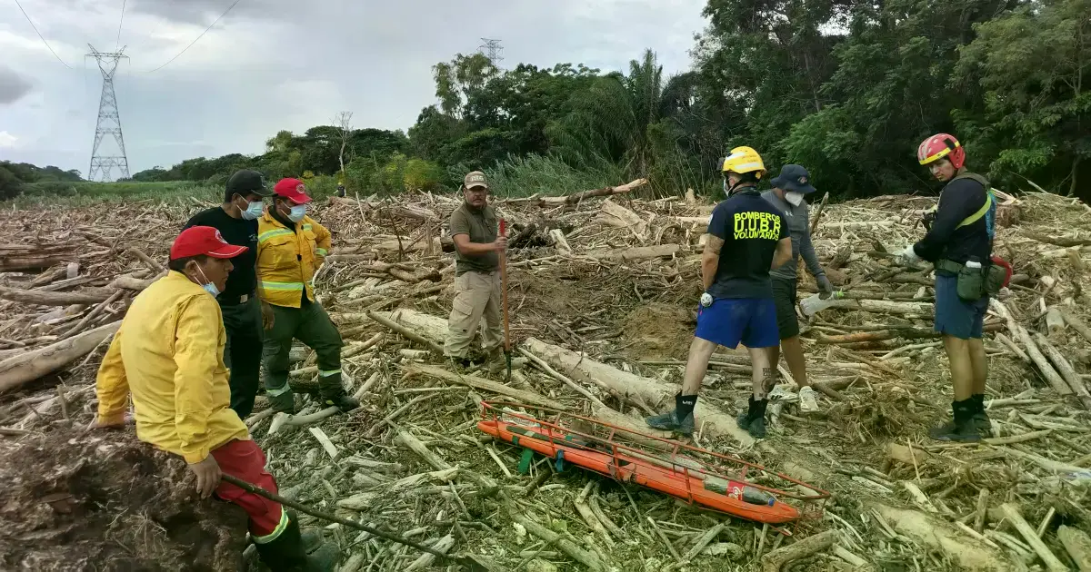 Operativos de búsqueda en el río Piraí tras el hallazgo de restos humanos.