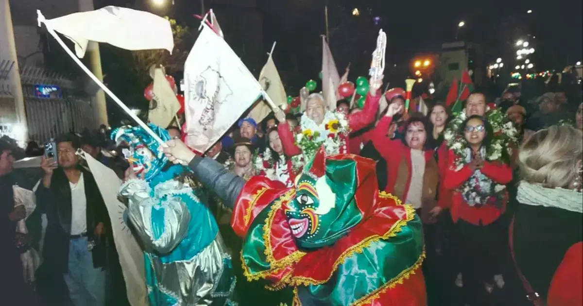El Pepino, personaje carnavalero, registrado como candidato.