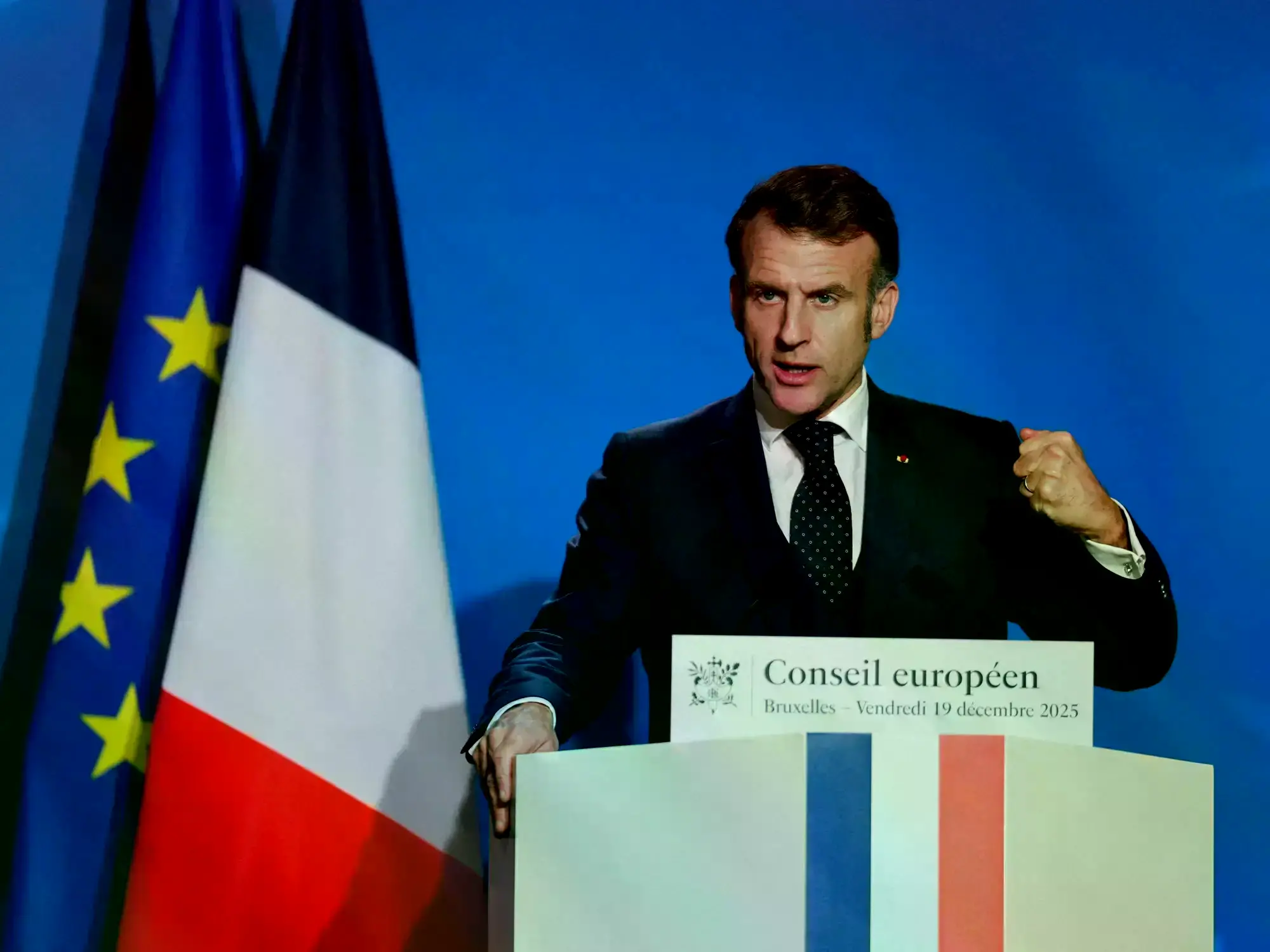 Emmanuel Macron prepara un proyecto de ley para prohibir las redes sociales a menores de 15 años.