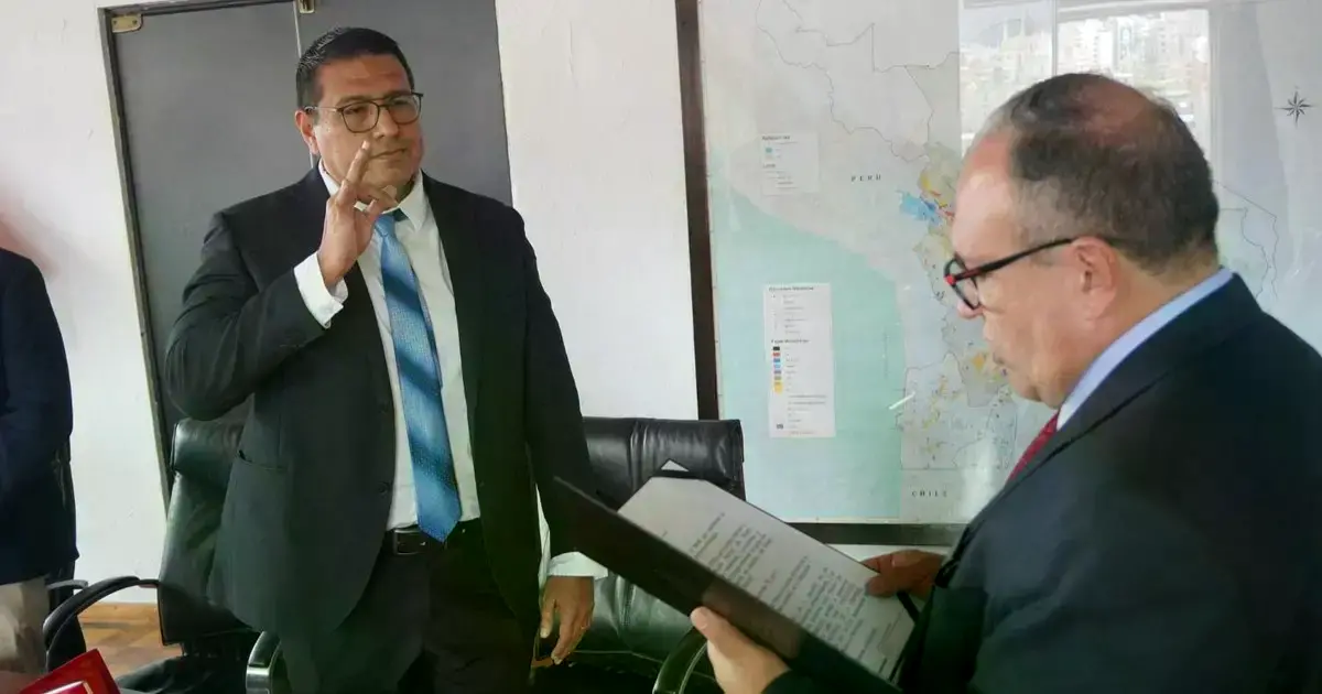 Tejerina fue posesionado por el ministro de Minería y Metalurgia, Marco Antonio Calderón.