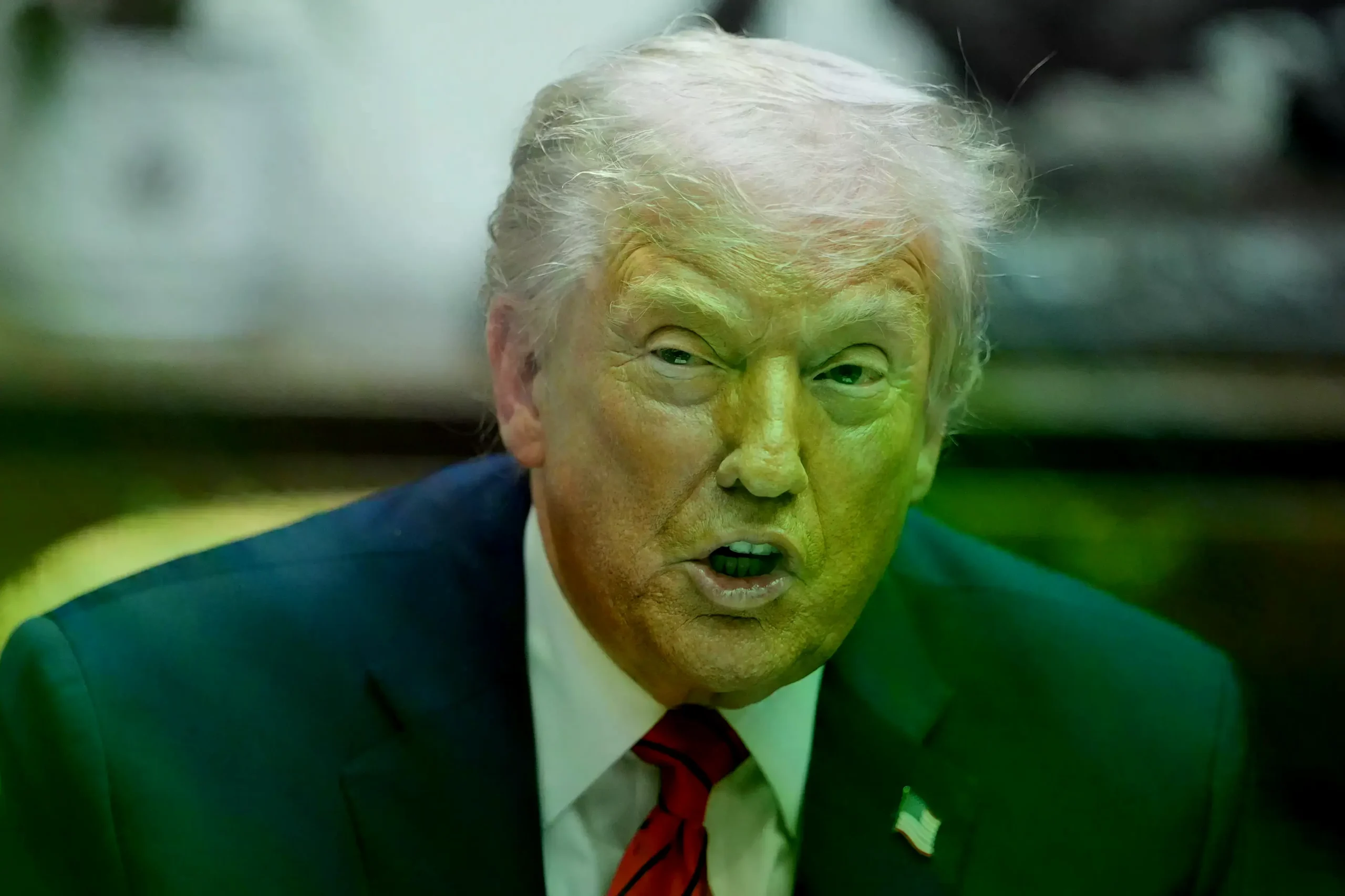 El presidente Donald Trump durante una mesa redonda en la Sala Roosevelt de la Casa Blanca.