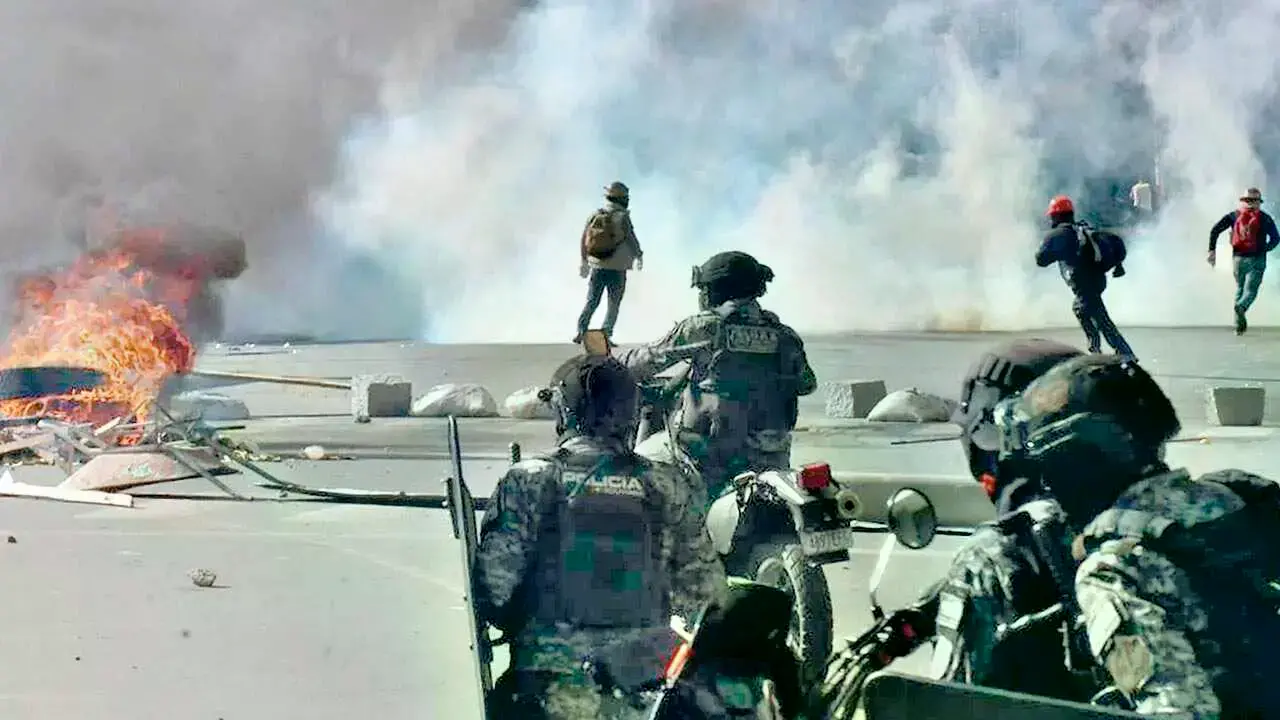 Los enfrentamientos entre la Policía y los movilizados en La Paz.