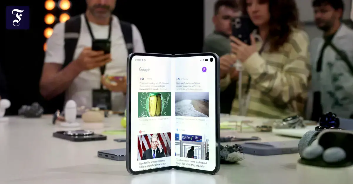 El Google Pixel 10 Pro Fold durante su presentación en Nueva York.