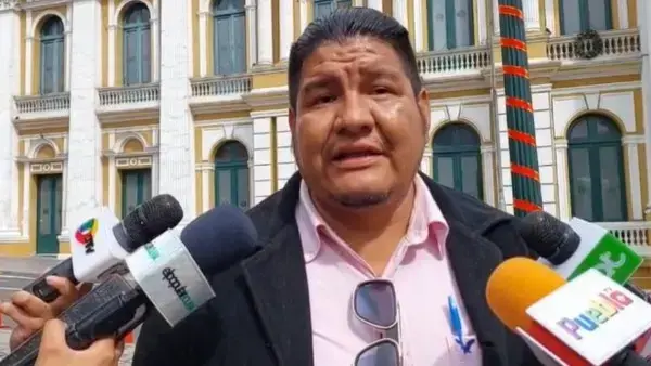El abogado Wilmer Vásquez, que interpuso los recursos contra ambos decretos.