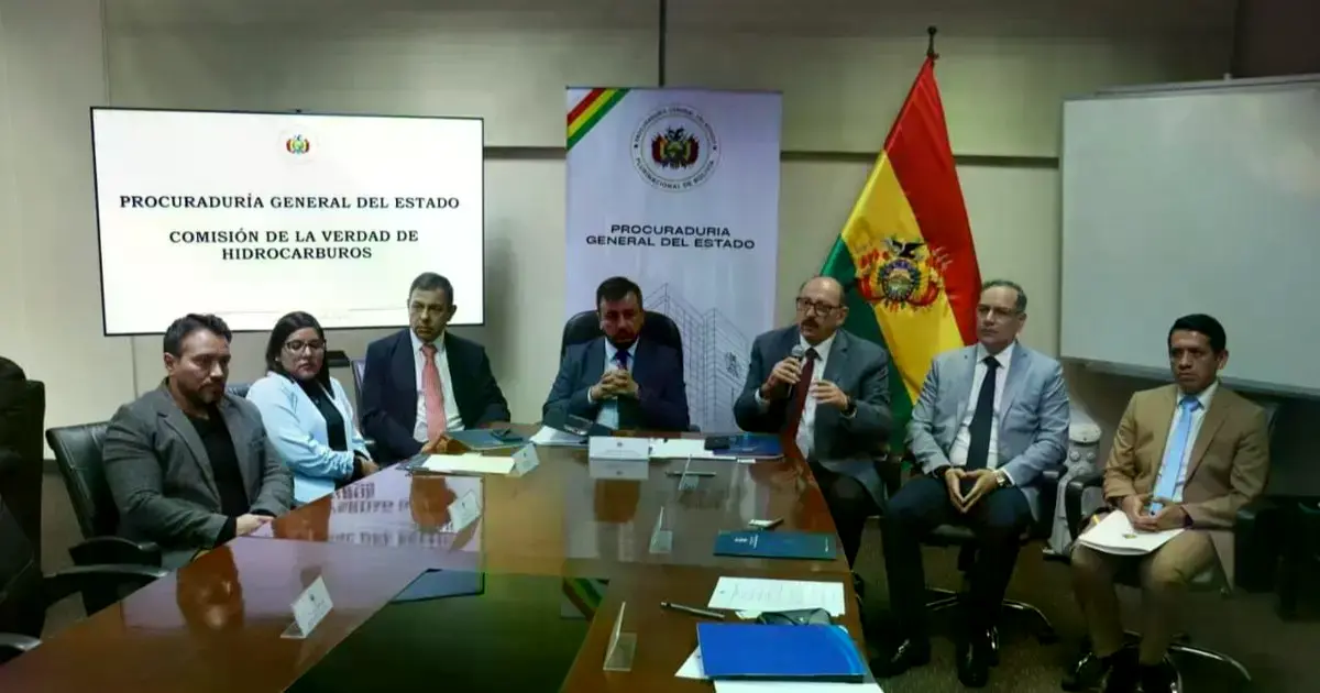 Reunion de la comision de la verdad de hidrocarburos.