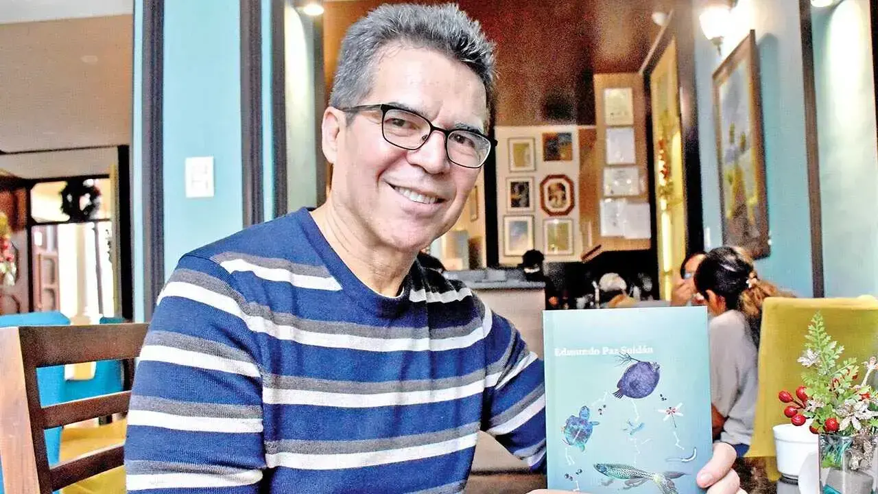 Edmundo Paz Soldán presenta en Cochabamba su nuevo libro de cuentos "El comienzo del paraíso"