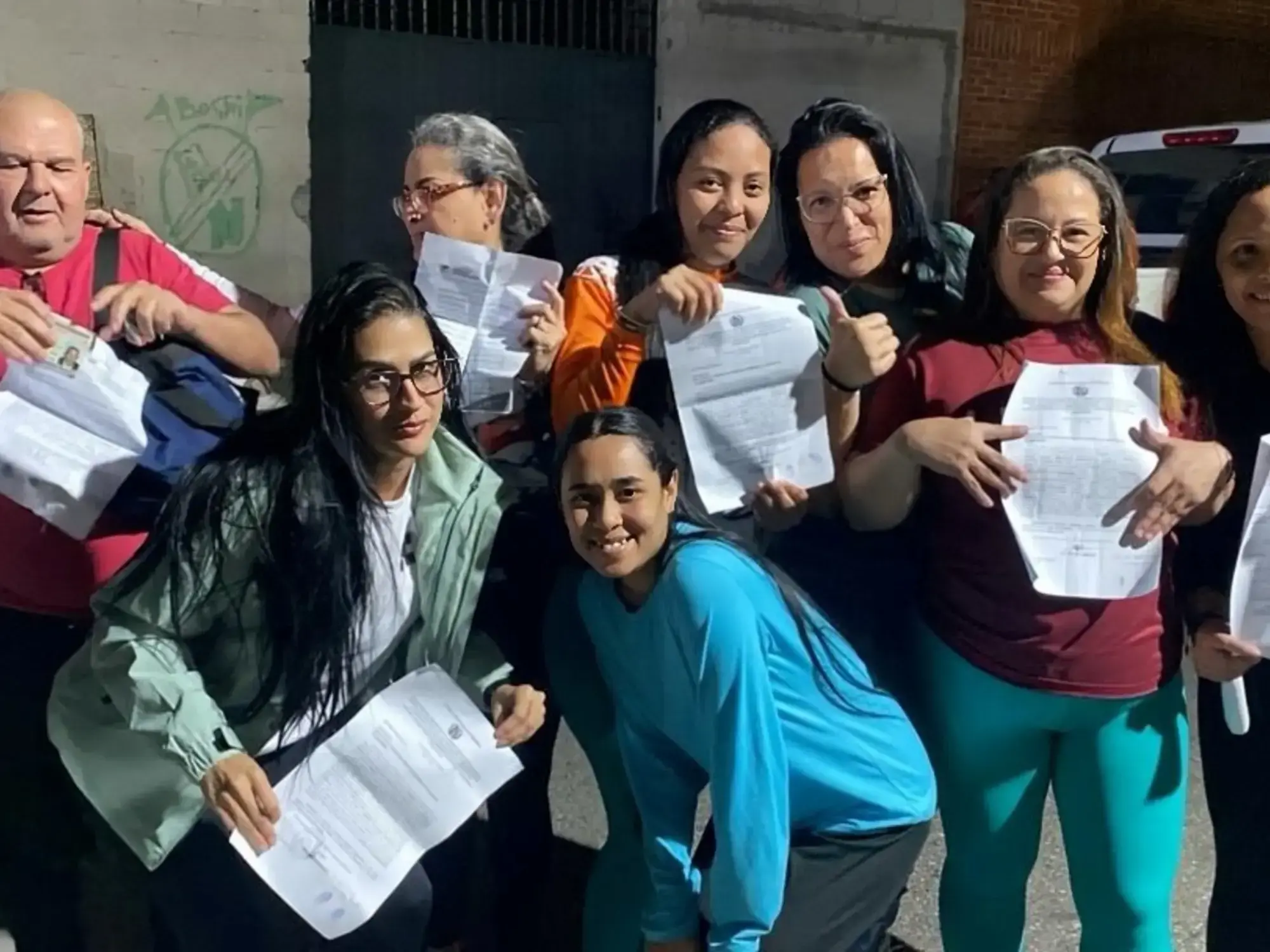 Un grupo de mujeres liberadas este lunes en Venezuela.