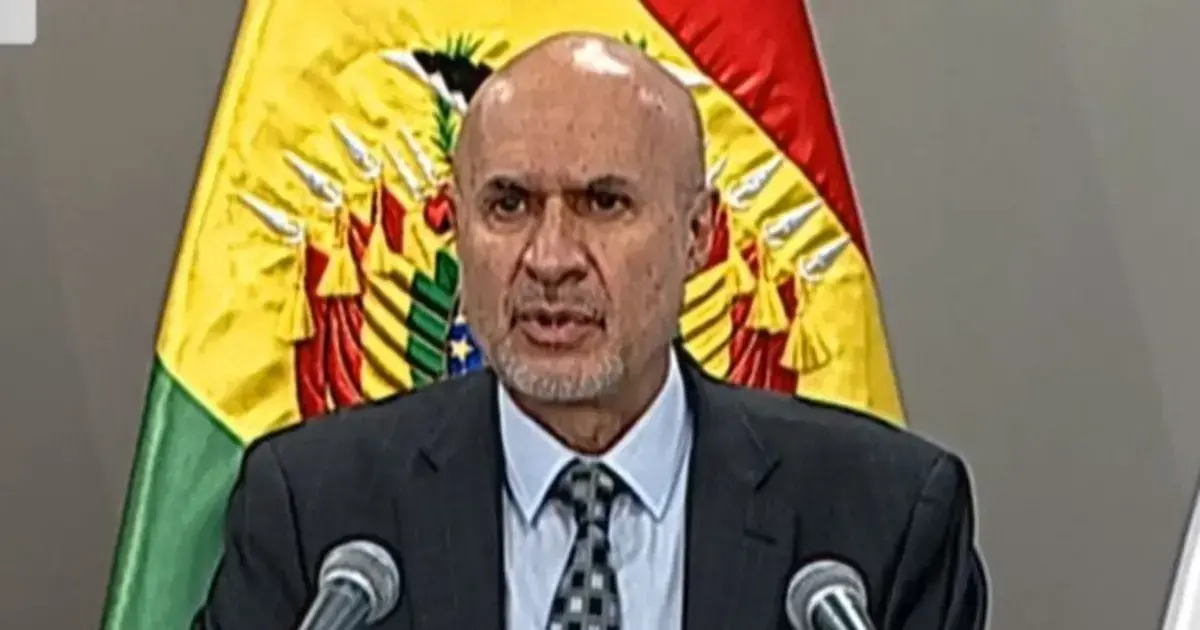 José Luis Lupo en conferencia de prensa