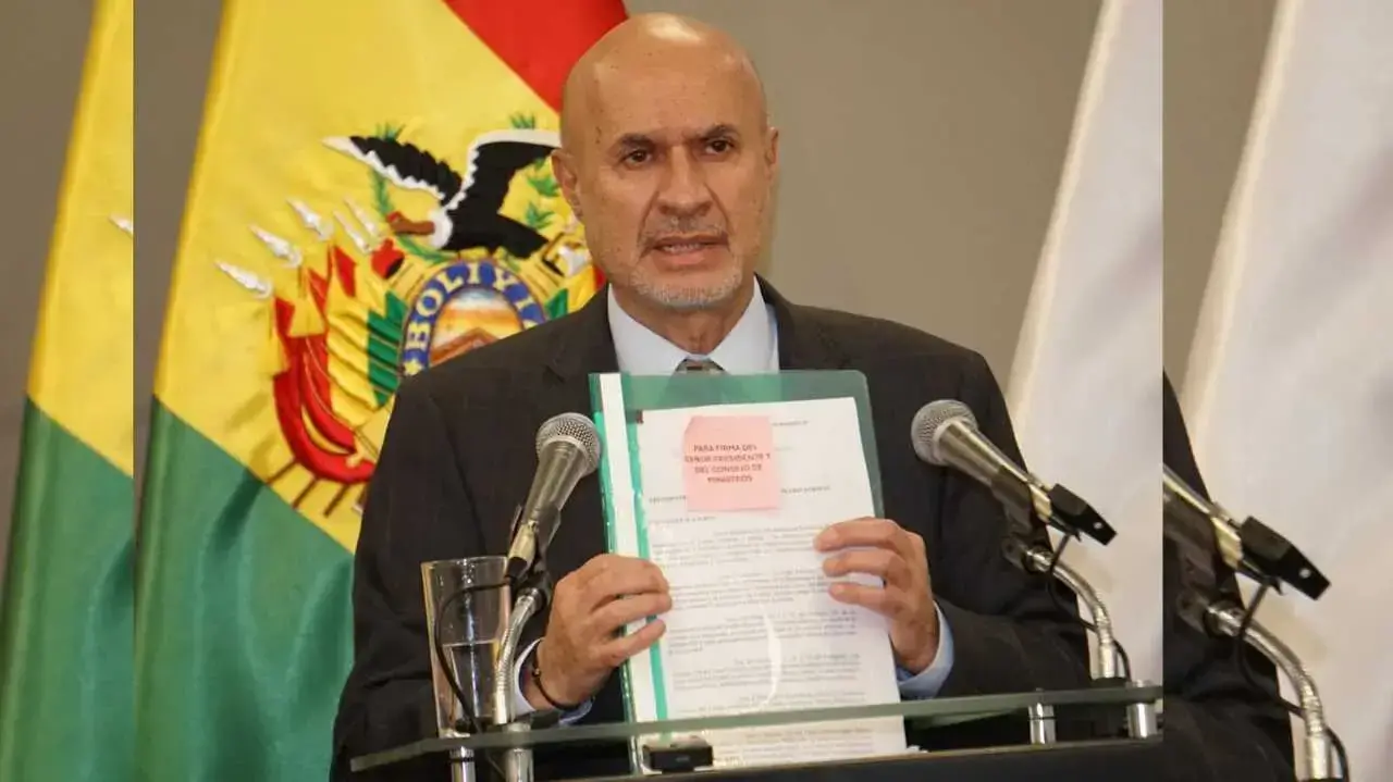 El ministro de la Presidencia, José Luis Lupo.