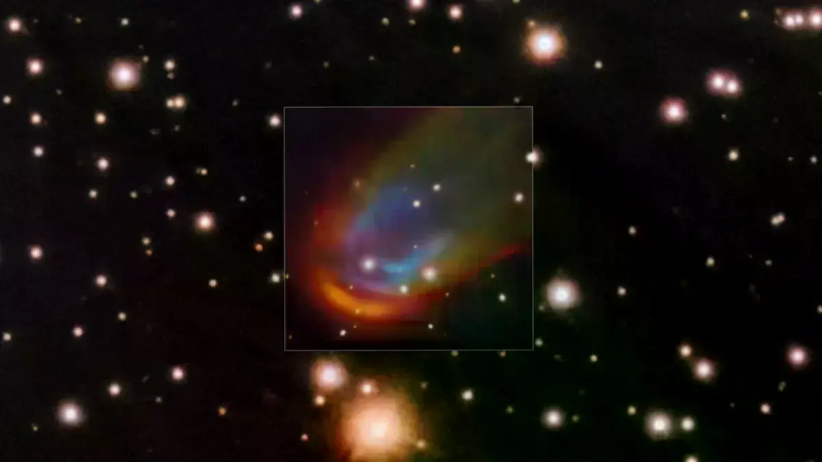 Onda de choque alrededor de la estrella muerta RXJ0528+2838, captada por el telescopio VLT.