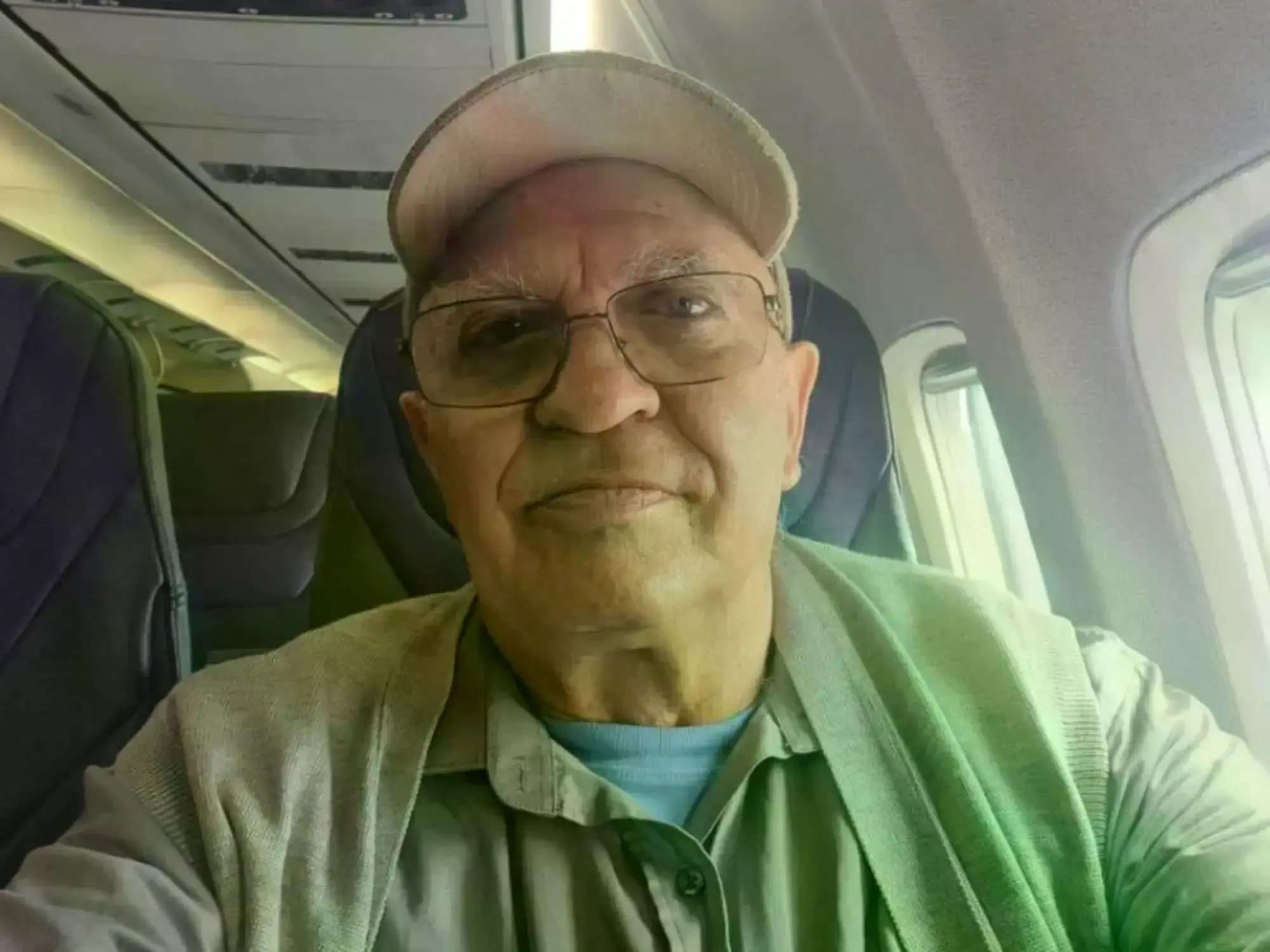 Yaacob Harary tras su llegada a Tel Aviv después de ser liberado.