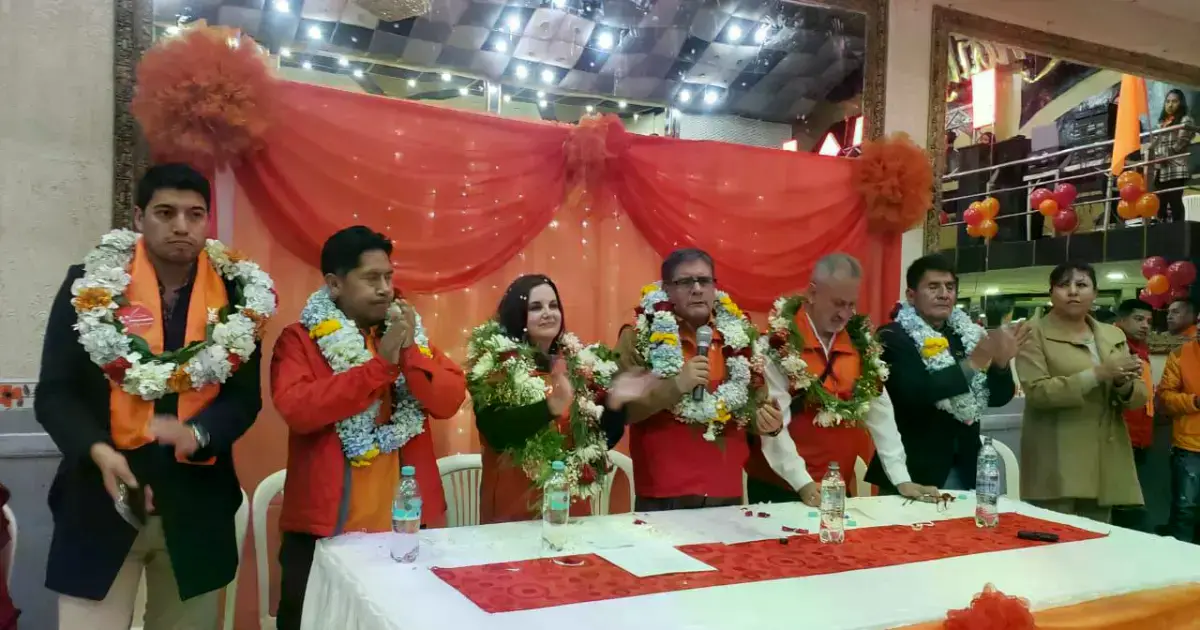 Waldo Albarracín es proclamado como candidato a la Alcaldía de La Paz