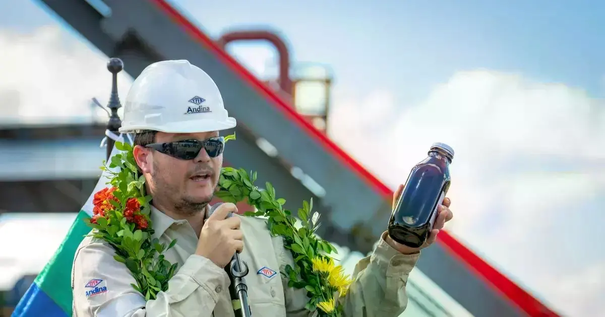 Armin Dorgathen en uno de los actos oficiales de la estatal petrolera.