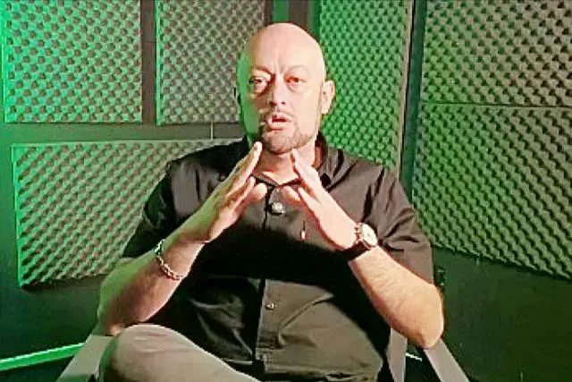 Horacio Poppe, en una transmisión en vivo, el martes, en Facebook.