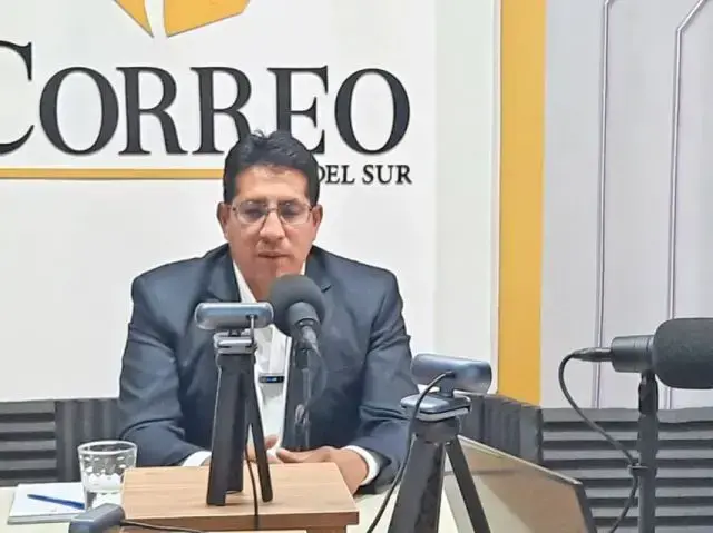 Cristian Sanabria fue invitado a los estudios de Correo del Sur Radio FM 90.1.