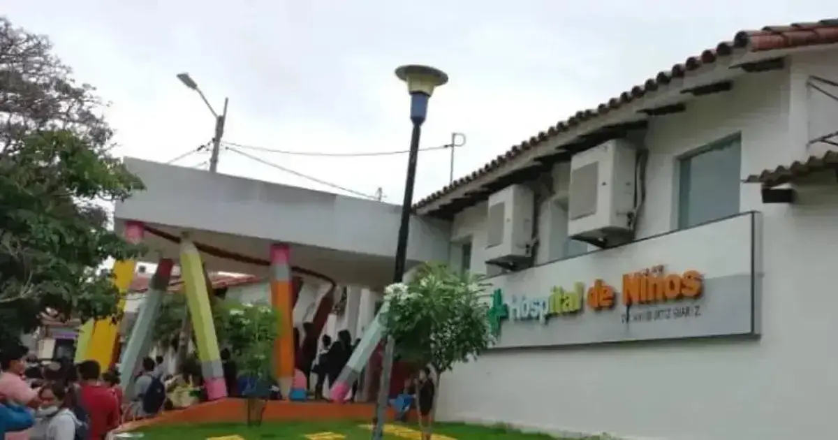 La paciente fue internada de emergencia en el hospital de niños de Santa Cruz.