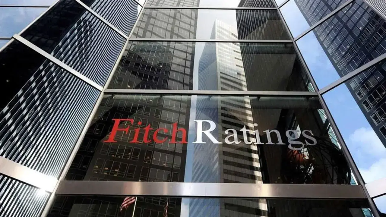 Foto ilustrativa de la fachada de Fitch.