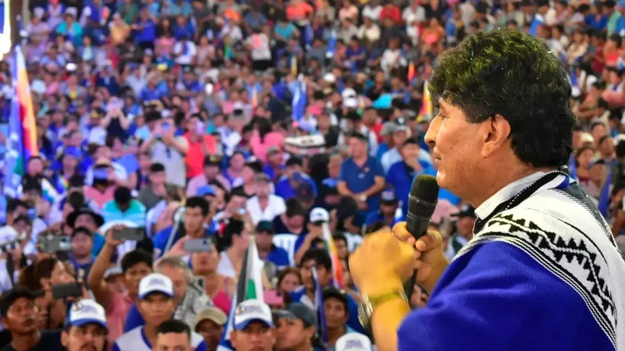 Evo Morales en un ampliado en Cuatro Cañadas.