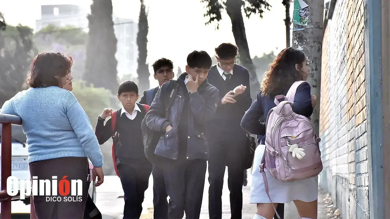 Estudiantes frente a la contaminación.