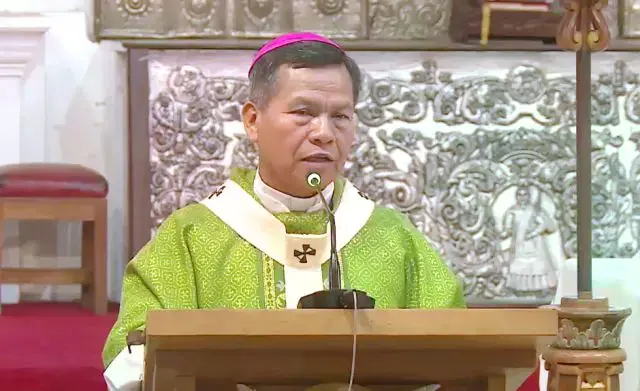 El arzobispo de Santa Cruz, monseñor René Leigue, este domingo.